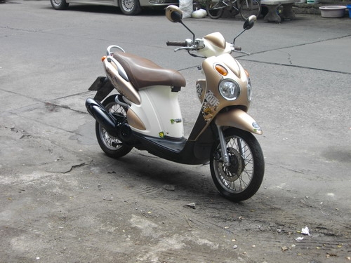 ขาย Jelato 125cc.หัวฉีด สีน้ำตาล สวยแจ่ม เครื่องเยี่ยม ขับดีมาก รับประกันศูนย์5ปี 18500 บาท ขาย Jelato 125cc.หัวฉีด สีน้ำตาล สวยแจ่ม เครื่องเยี่ยม ขับดีมาก รับประกันศูนย์5ปี 18500 บาท