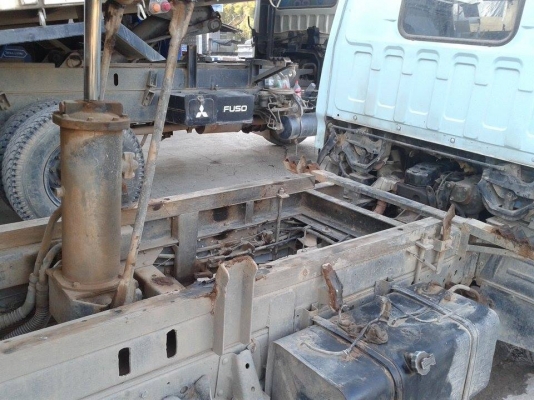 ขาย 6 ล้อ ดั้ม ISUZU 115 เเรง