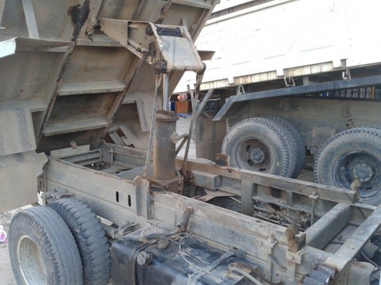 ขาย 6 ล้อ ดั้ม ISUZU 115 เเรง