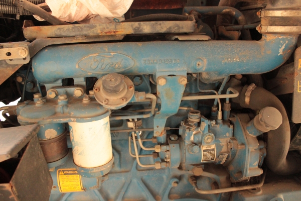 ขายรถไถ FORD 5030 63HP(แรงม้า) ขับเคลื่อน2 WD เกียร์กระปุก ราคา 400,000บาท ขายรถไถ FORD 5030 63HP(แรงม้า) ขับเคลื่อน2 WD เกียร์กระปุก ราคา 400,000บาท