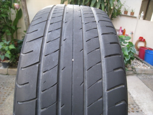 ยางDunlop 185/55 R15 ปี2010