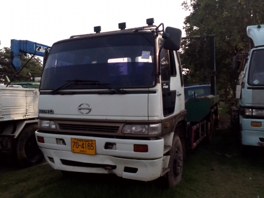 ขายรถ10ล้อหัวคัสซี2Kเดิมๆทะเบียนพร้อมโอน