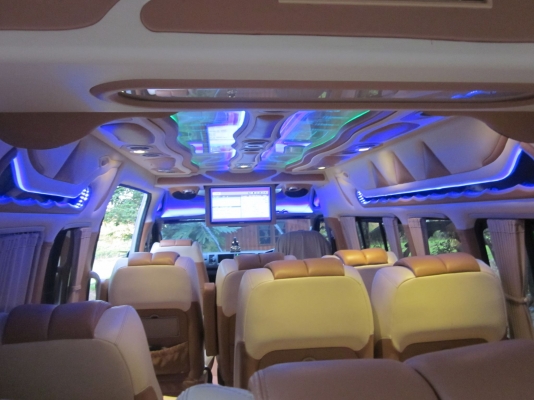 ขายดาว์รถตู้ปี&#039;13