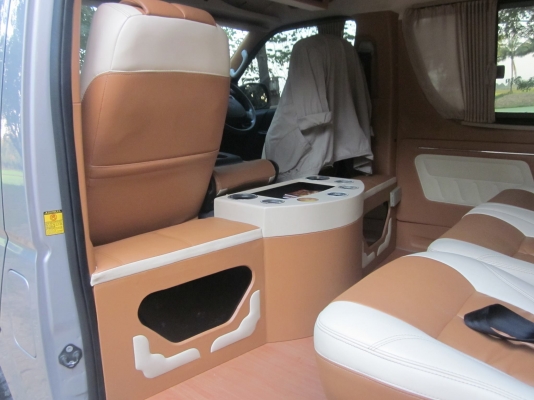 ขายดาว์รถตู้ปี&#039;13