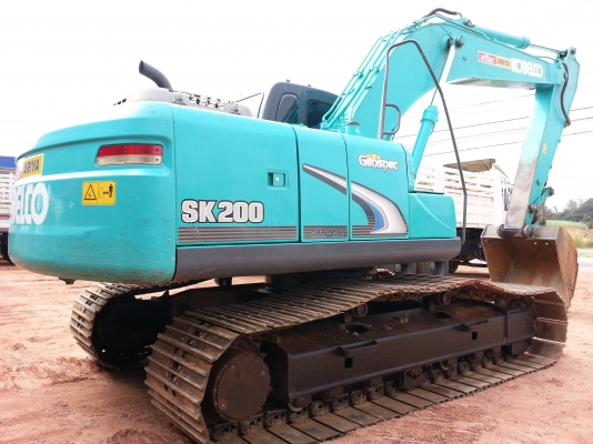 ต้องการขายรถแบคโฮ KOBEKCO SK200 YN12 SUPER ด่วนๆค่ะ