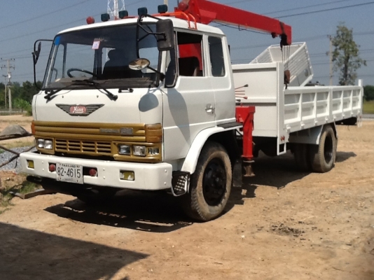 หกล้อติดเครนUNIC 2.9 ตัน HINO FE173 เครื่อง 168 แรงม้า(ราคาพิเศษอีกแล้ว)