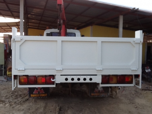 หกล้อติดเครนUNIC 2.9 ตัน HINO FE173 เครื่อง 168 แรงม้า(ราคาพิเศษอีกแล้ว)
