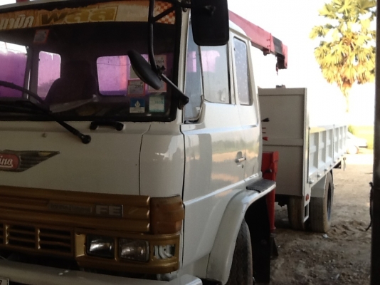 หกล้อติดเครนUNIC 2.9 ตัน HINO FE173 เครื่อง 168 แรงม้า(ราคาพิเศษอีกแล้ว)