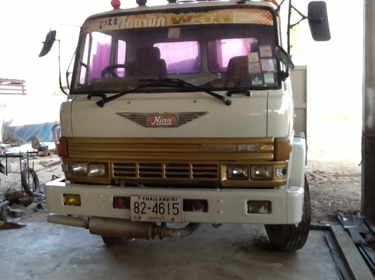 หกล้อติดเครนUNIC 2.9 ตัน HINO FE173 เครื่อง 168 แรงม้า(ราคาพิเศษอีกแล้ว)