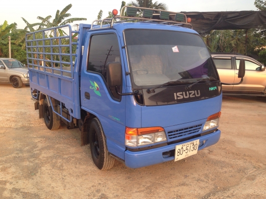 4ล้ออีซูซุNKR/100HP(รถห้าง)