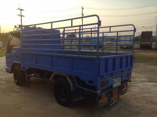 4ล้ออีซูซุNKR/100HP(รถห้าง) 4ล้ออีซูซุNKR/100HP(รถห้าง)