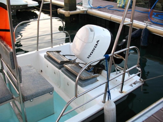 เรือไฟเบอร์ 21ฟุต เครื่องฮอนด้า 90แรงม้า 4จังหวะ พร้อมTrailerเหล็ก