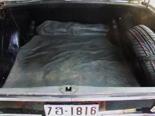 Benz 200 หางปลา ตากลม 220,000 (มือเดียวป้ายแดง) Benz 200 หางปลา ตากลม 220,000 (มือเดียวป้ายแดง)