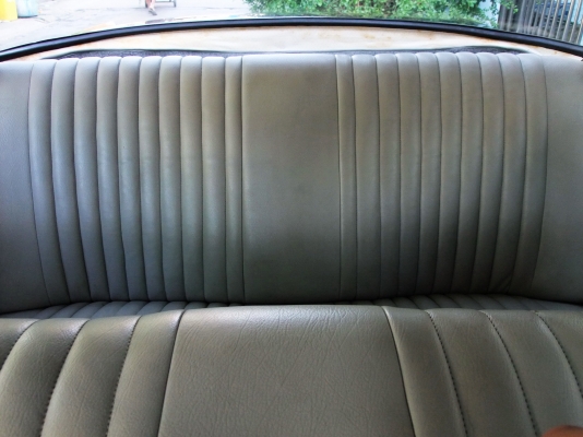 Benz 200 หางปลา ตากลม 220,000 (มือเดียวป้ายแดง) Benz 200 หางปลา ตากลม 220,000 (มือเดียวป้ายแดง)