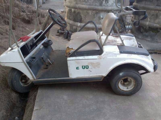 รถดั๊มพ์เปอร์ กับรถกอลฟ์