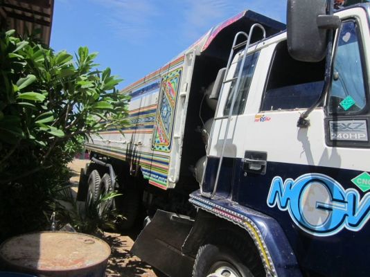 ขายรถสิบล้อ ISUZU ถูกๆ เข้ามาดูก่อนได้