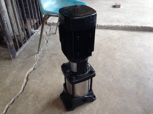 ขายปั้มน้ำ Grundfos 3 HP. 380 V แบบตั้งส่งน้ำระยะไกล หัวสแตนเลส หลายใบพัด พร้อมใช้งาน