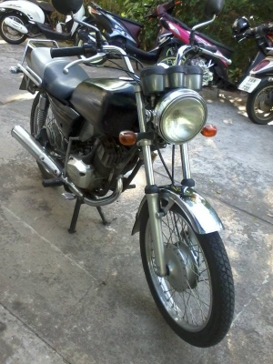 ขายถูก kawasaki gto เครื่องดีครั้งเดียวติด มีเล่มเอกสารครบ ราคา 8,500 ขายเองครับ โทรปอนด์ 085-6589674