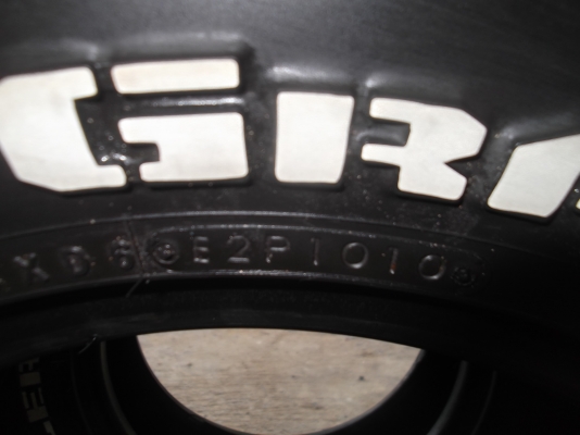 NITTO DURA GRAPPLER 235-75 -R15 (4 Unit)