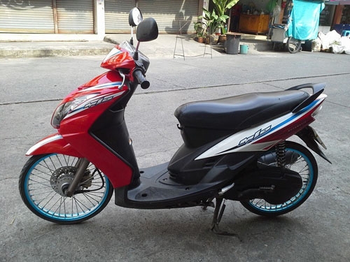 ขายด่วน mio ปี 51 ไฟคู่ สีแดง ขาว รถสวยมาก เครื่องเดิม แน่นๆ ขายพร้อมโอนให้ฟรีๆกันไปเลย ทดลองขับได้จ้า