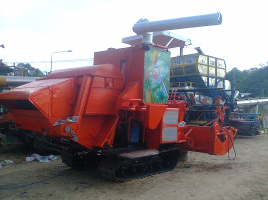 ขายรถเกี่ยวข้าวพร้อมเทเลอร์ZAI COMBINE 2ระบบอุ้ม800กก.และรองกระสอบได้