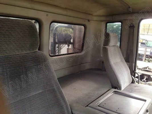 รถบรรทุก 10 ล้อหัวลาก ยี่ห้อ HINO PROFIA