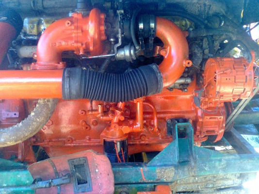 ขายรถเกี่ยวข้าวไทยเส็งเดี่ยวทรนง