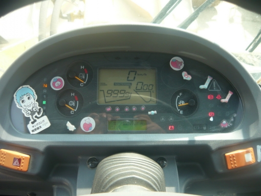 รถตักล้อยาง Komatsu WA320-5 รถเก่านอก นำเข้าจากญี่ปุ่น ชั่วโมงน้อย พร้อมใช้งาน ระบบไฟฟ้าครบ เอกสารครบ จัดไฟแนนท์ได้