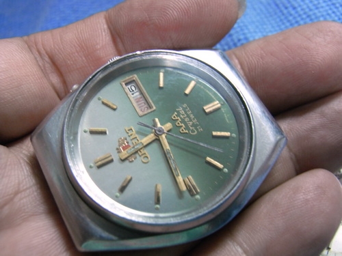 4ธ.ค.56((น้าเล็ก)) นำเสนอนาฬิกา ข้อมือ หลายเรือน