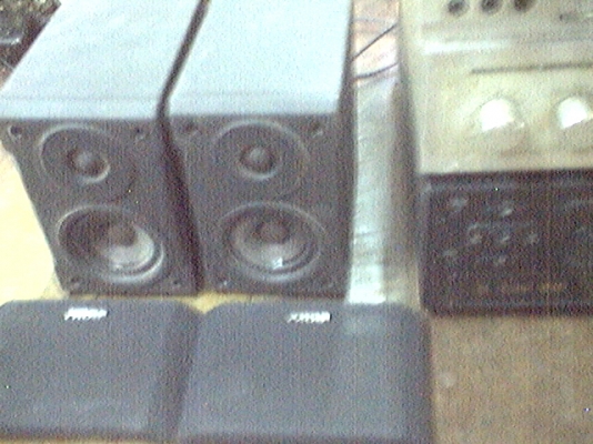 ขายtv43นั้วเครื่องเล่นdvdกับเครื่องเสียงบ้านชอบอันไหนเลือกเอาเลยครับ