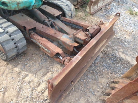 มี VDO ใบมีด ปรับระดับได้อิสระ KOMATSU PC30R-8 เก่าญี่ปุ่น มี VDO ใบมีด ปรับระดับได้อิสระ KOMATSU PC30R-8 เก่าญี่ปุ่น