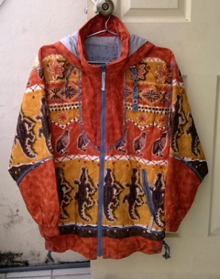 เสื้อ ELBE jacket  มี hood (ถอดออกไม่ได้) สองชั้นหนา