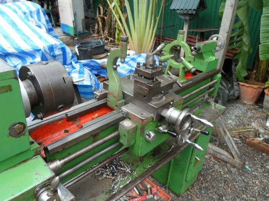 ขายครับขาย เครื่องกลึง 5 ฟุต 3 เพลา ไฟบ้าน พร้อมใช้ ตามสภาพ 45000 บาท