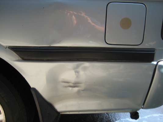 รถตู้ปี 2003 เครื่อง 2jz แก๊ส lpg vip เบาะ 4แถว เดิม ๆ ไม่เคยทำสี