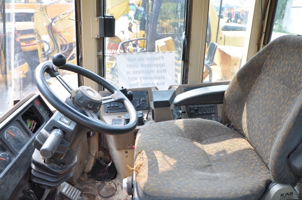 รถตักล้อยาง WHEELLOADER CATERPILLAR938F