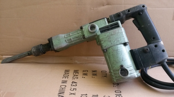 เครื่องสกัดคอนกรีตไฟฟ้า