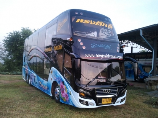 ขายดาวน์รถ 8 ล้อ พร้อมใช้ราคาไม่แรงครับ