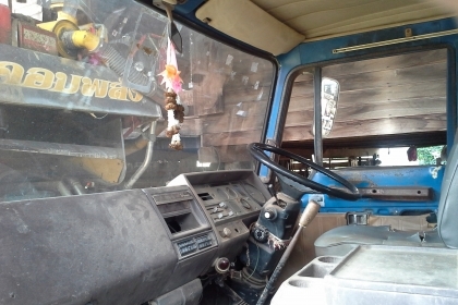 6 ล้อเทนเลอร์รถเกี่ยวข้าว พร้อมใช้งานได้เลย ราคา 440000 พร้อมโอน ต่อรองได้เจ้าของขายเอง