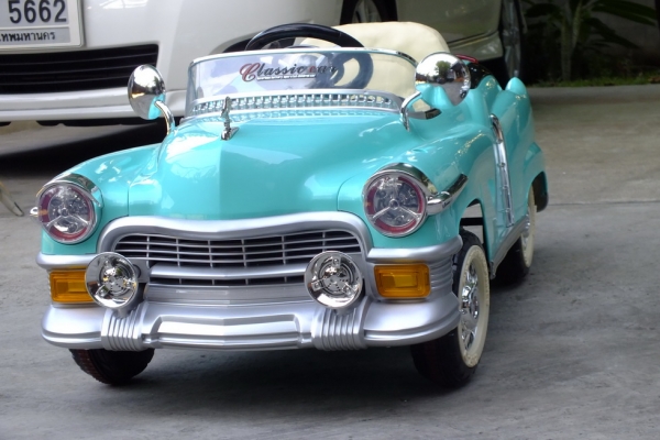 ขออนุญาตขาย classic cadilac 1955 รถไฟฟ้าเด็กสวยๆขับได้ โชว์ได้ ขออนุญาตขาย classic cadilac 1955 รถไฟฟ้าเด็กสวยๆขับได้ โชว์ได้