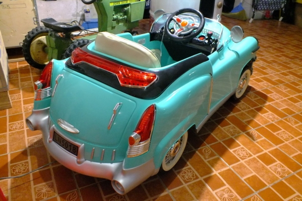 ขออนุญาตขาย classic cadilac 1955 รถไฟฟ้าเด็กสวยๆขับได้ โชว์ได้ ขออนุญาตขาย classic cadilac 1955 รถไฟฟ้าเด็กสวยๆขับได้ โชว์ได้