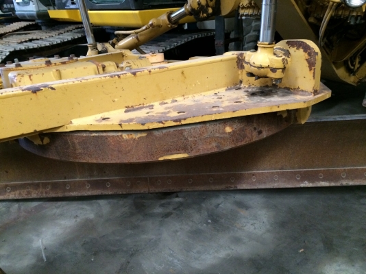 รถเกรด CAT รุ่น:140G ซีเรียล:72V16224 ชั่วโมง:9700 สต๊อกเรานำเข้าอเมริกา