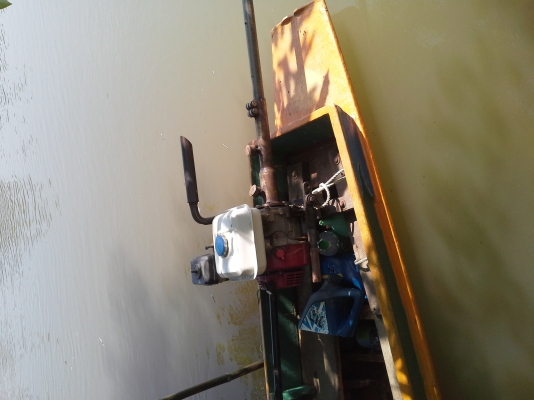 ขาย เรือไม้ 9 ศอก เครื่องhonda 6.5 แรง ขาย เรือไม้ 9 ศอก เครื่องhonda 6.5 แรง