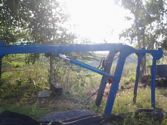 ขายเครื่องคีบอ้อยคานคู่ราคาถูก