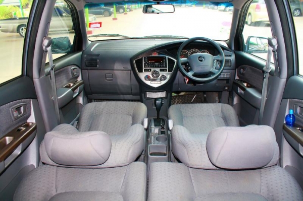 kia carens 2.0 สีเทา ปี 2007