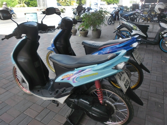 เหมา2คันmioปี49รถบ้านเครื่องดีสีสวยเครื่องเดิมๆเอกสารครบ/โอนลอย