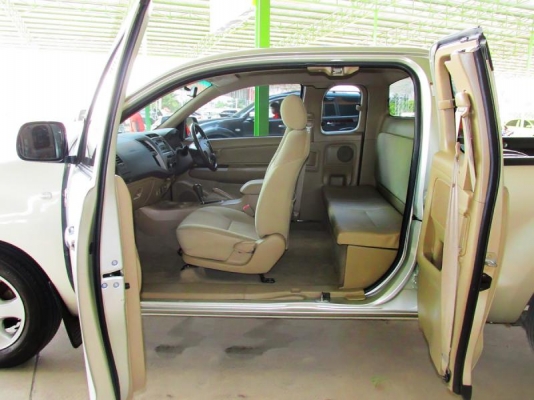 TOYOTA HILUX VIGO SMARTCAB  2.7 AT ปี 2010