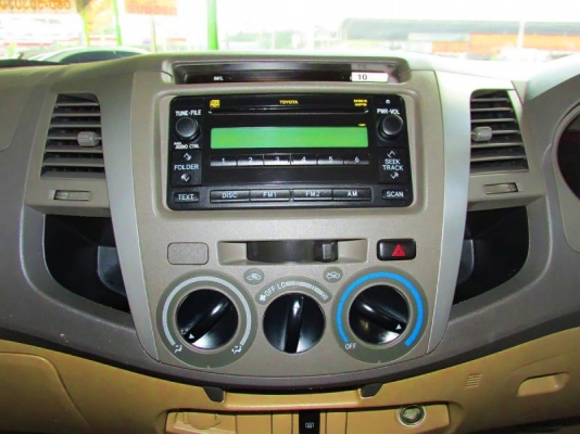TOYOTA HILUX VIGO SMARTCAB  2.7 AT ปี 2010