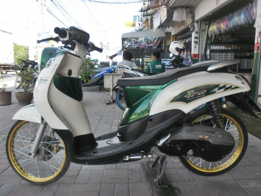 finoรถบ้านเครื่องเดิมแน่นๆสีสวยเปลือกไม่แตกเอกสารครบ/โอนลอย