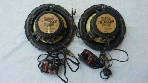 Pioneer ขนาด 6" แกนร่วมสามทาง วอยเคฟล่า มีกล่อง network Pioneer ขนาด 6" แกนร่วมสามทาง วอยเคฟล่า มีกล่อง network