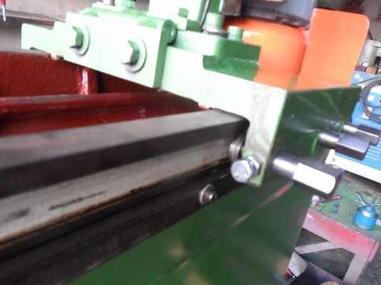 ขายครับขายเครื่องเจียรลับคมใบมีดโม่ ใบมีดบดย่อยพลาสติก ใบกบไสไม้ และอื่นๆอีกมากมาย